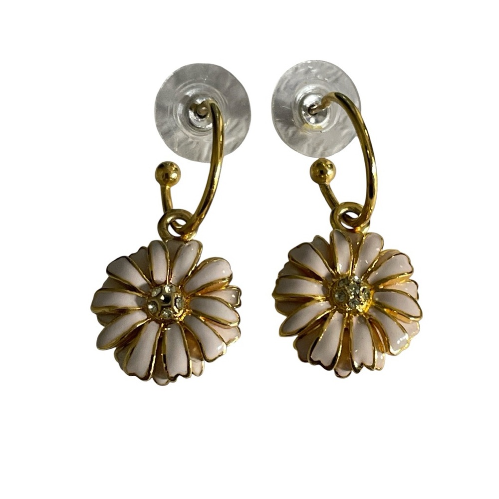 MMA RC Earrings Metropolitan Museum of Art Enamel Flower Daisy Earrings